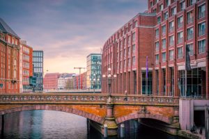 Blick über den Alsterfleet zur Heiligengeistbrücke