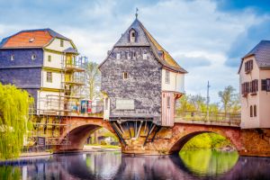 Rückansicht der historischen Bückenhäuser